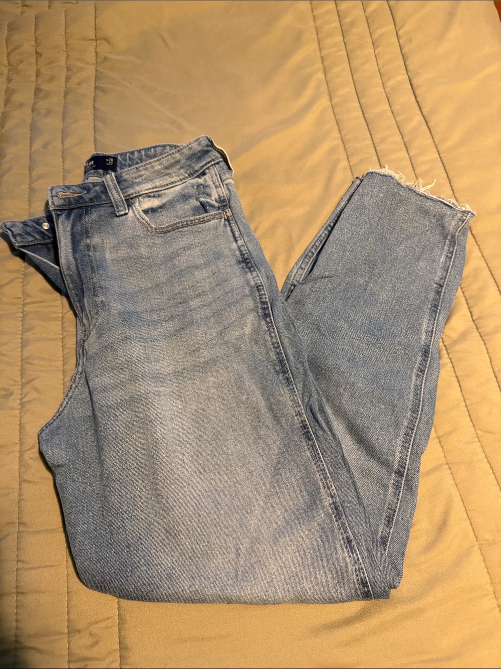Hollister High-Rise Light Blue Mom Jeans